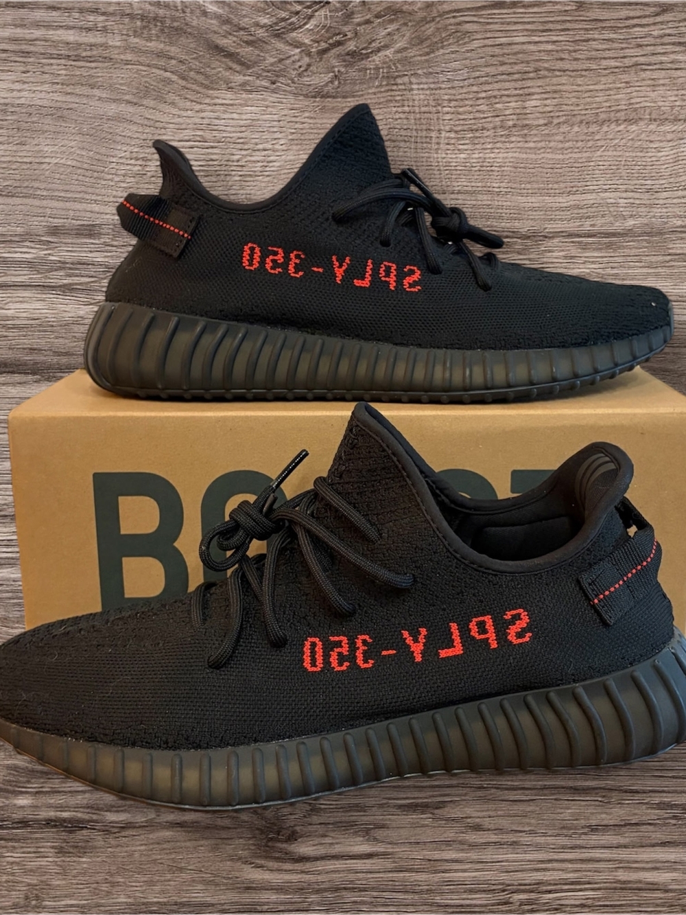 Adidas Yeezy Boost 350 v2 "Bred" - Size 11